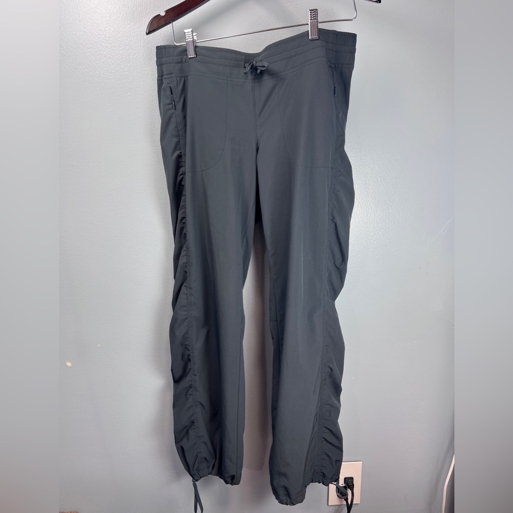 ATHLETA TRACK PANTS GRAY 12P